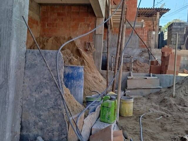 HAAL DE ENTRADA EM OBRA