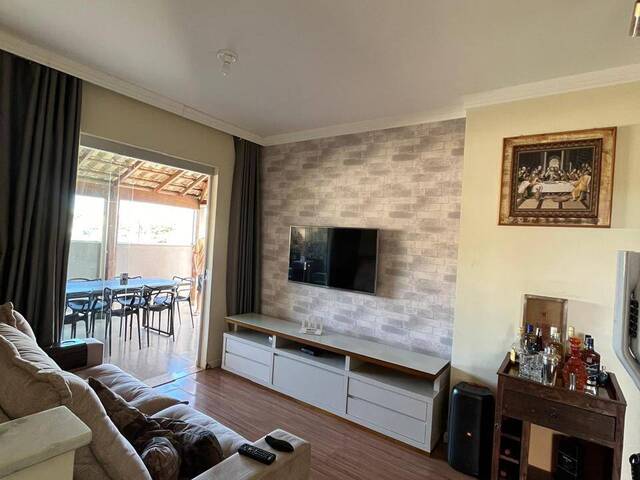 #25 - Apartamento para Venda em Contagem - MG