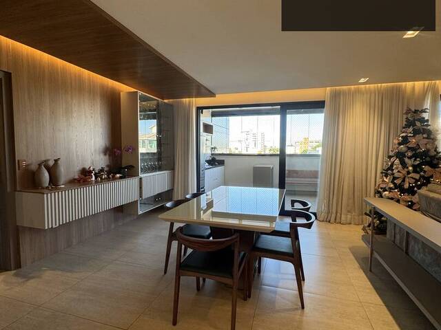 Apartamento para Venda em Contagem - 2