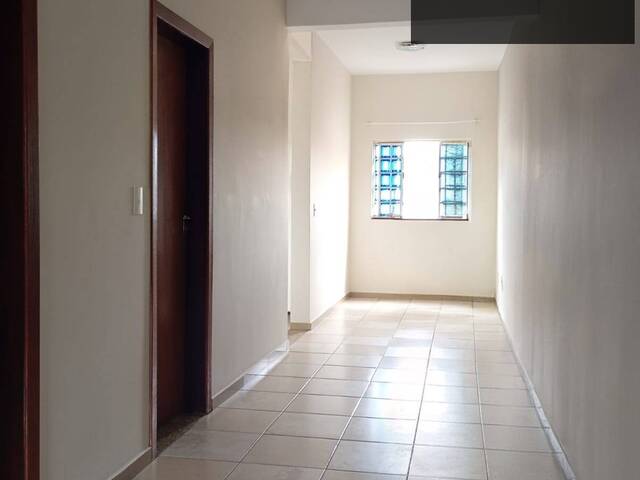 Casa para Locação em Contagem - 4