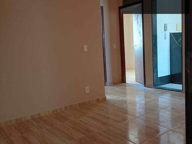 #91 - Apartamento para Venda em Betim - MG