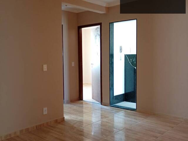 Apartamento para Venda em Betim - 4