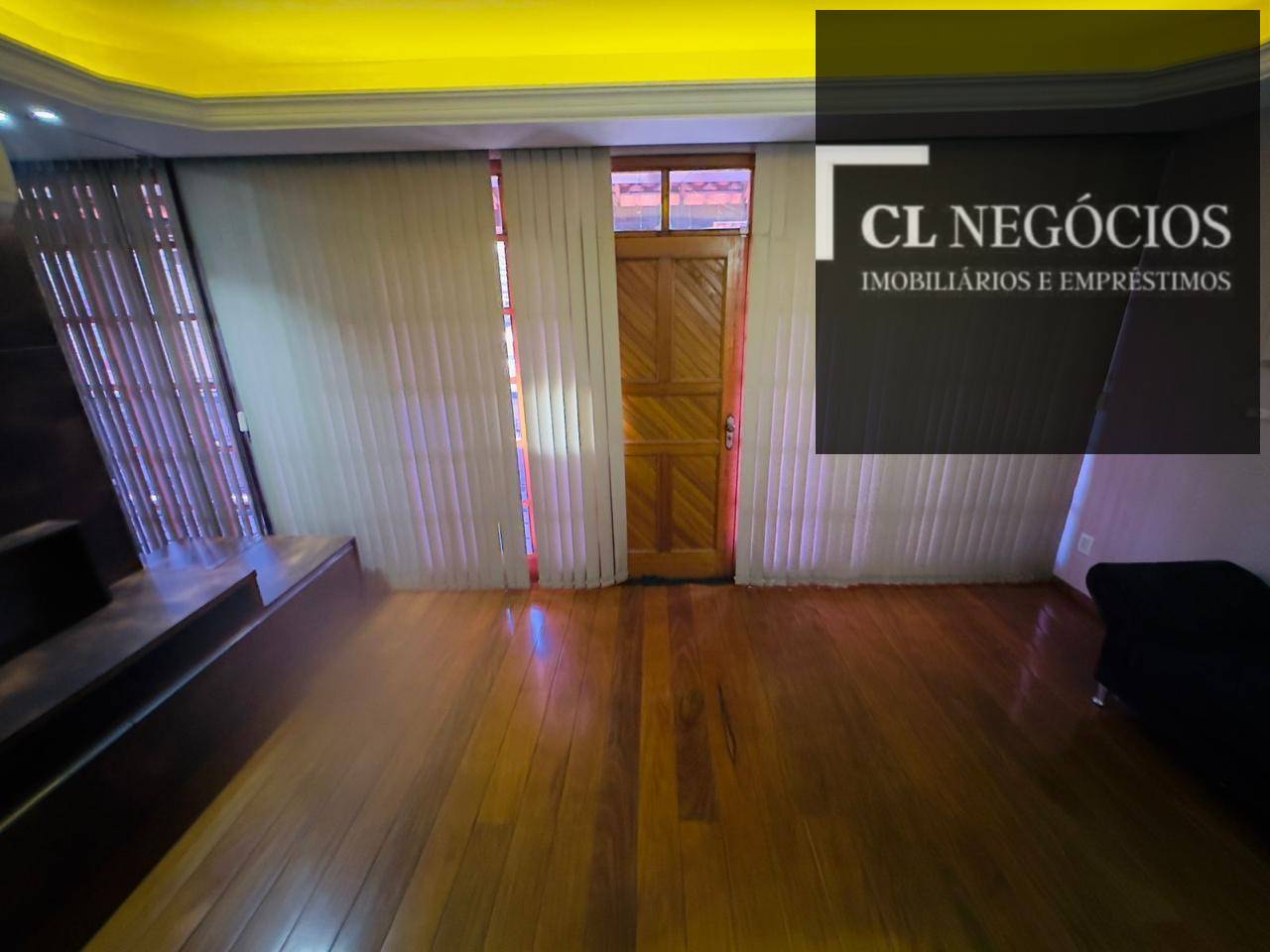 Casa, 4 quartos, 330 m² - Foto 9